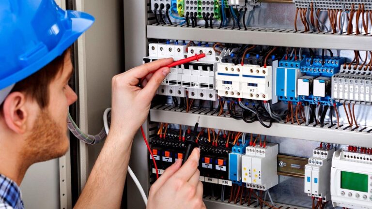 Licensed electrician performing electrical work in Northern Virginia
